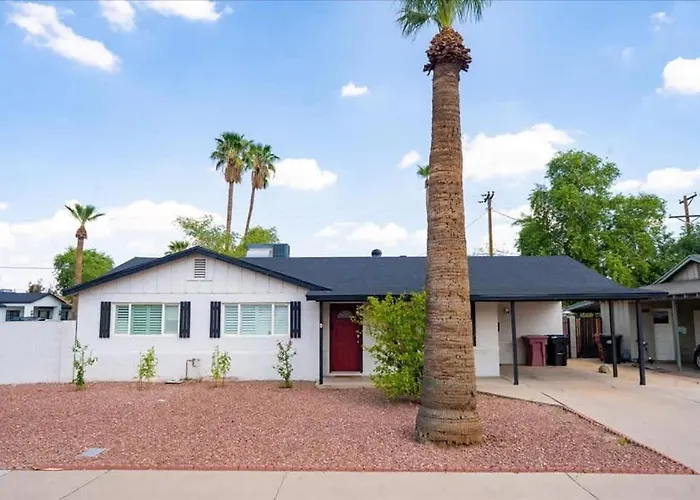 Sorriso Stylish 3br With Backyard Fun Holiday home Scottsdale