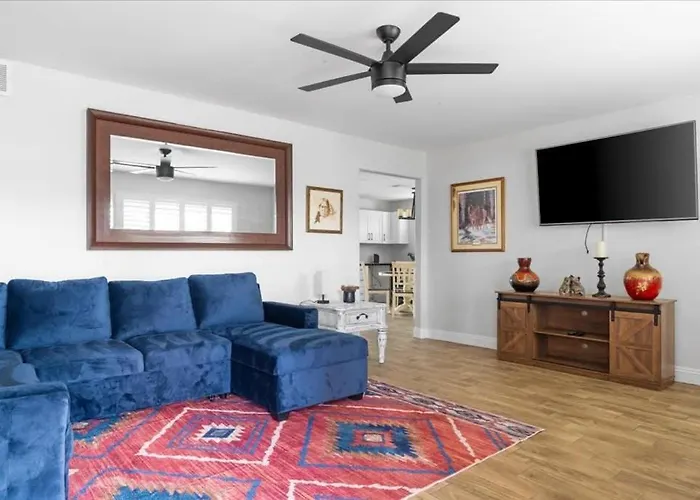 Holiday home Sorriso Stylish 3br With Backyard Fun