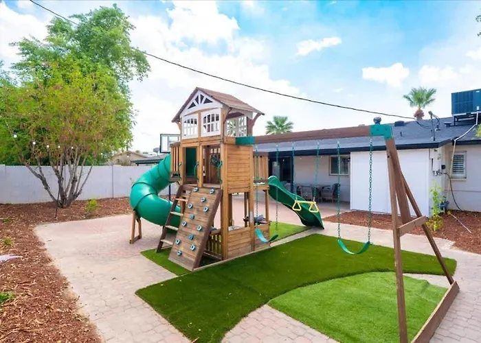 Sorriso Stylish 3br With Backyard Fun Scottsdale